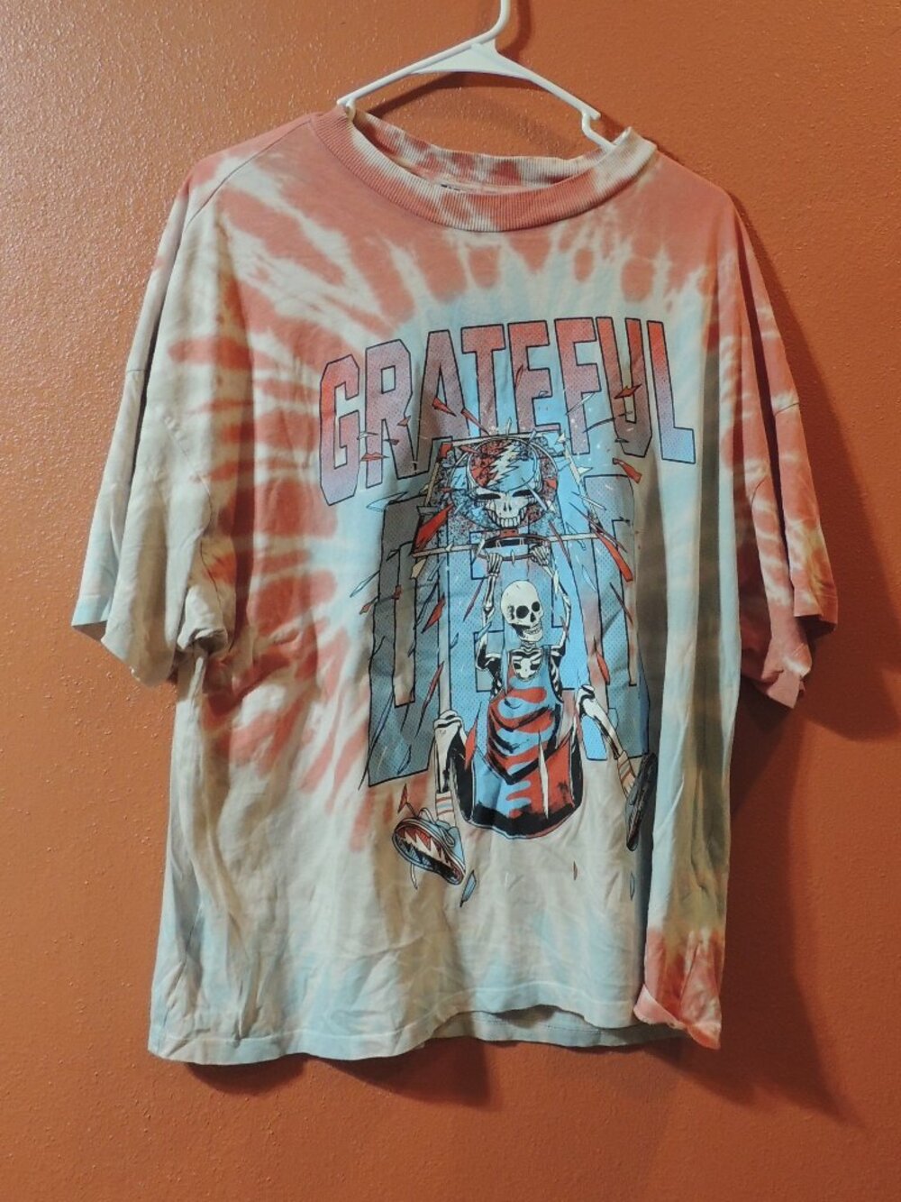 Grateful Dead Shirt Divided H&M Woman Small Red Blue Tie Dye Lazy Day Shirt